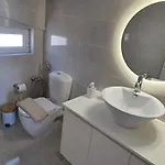 빌라 Iliopetra Luxury Homes - Dilisos Vathirrevma