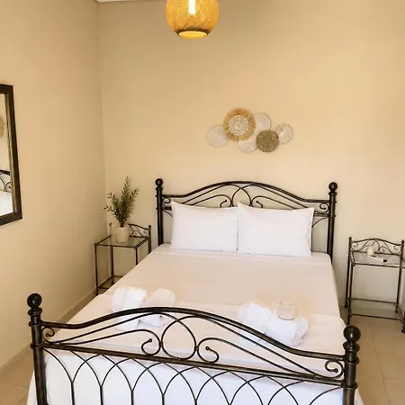 Iliopetra Luxury Homes - Dilisos Villa *